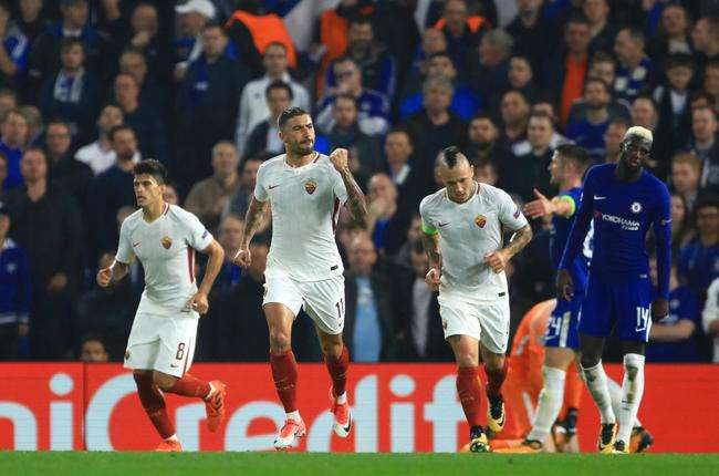  热刺新球场首迎德比，战平切尔西留悬念  